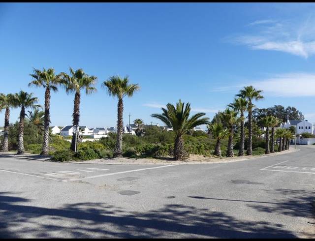 LAND FOR SALE IN GOLDEN MILE